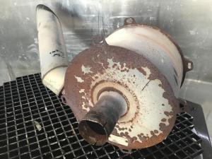 Liebherr Exhauist-Schalldämpfer